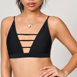 NWT Tobi XS triangle bikini top